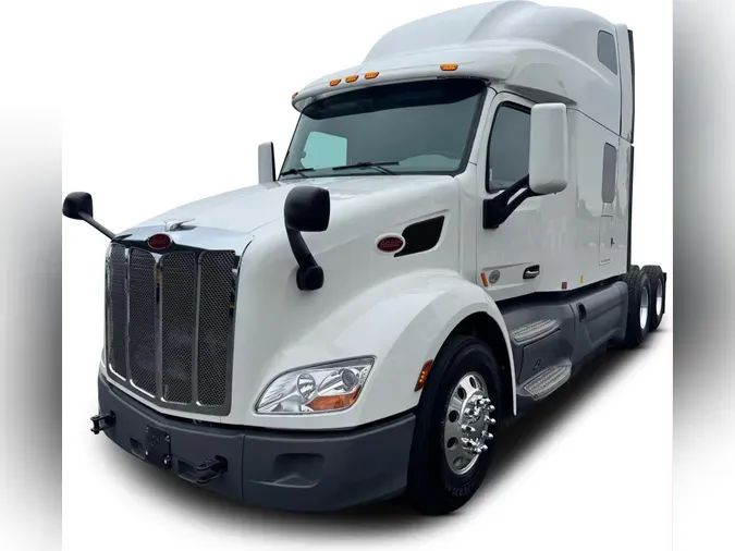 2021 Peterbilt 579de18270f62f3f8b281e29eef11730387