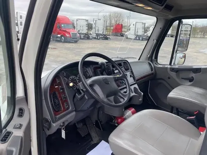 2020 Freightliner Business Class M2 106de19447d1cd5748a396536b6809d5cdc