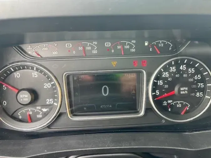 2020 International LT625