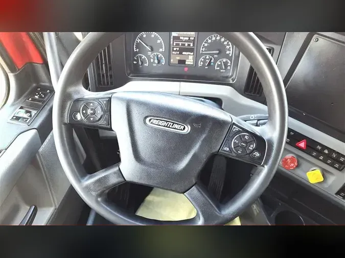 2021 FREIGHTLINER CA126