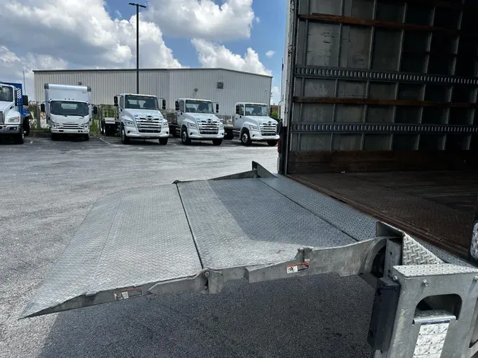 2019 International 4300