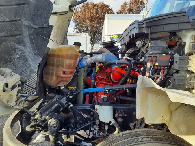 2018 NAVISTAR INTERNATIONAL 4300