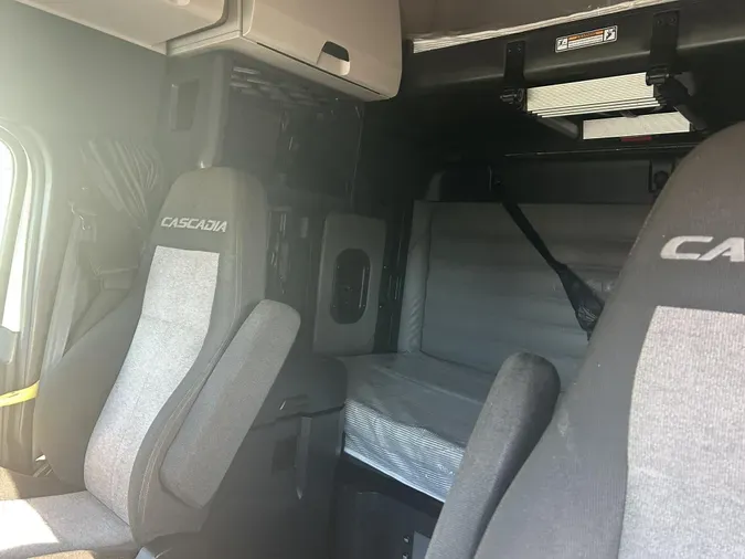 2021 Freightliner Cascadia