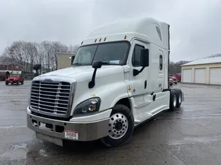 2016 Freightliner CASCADIA 125