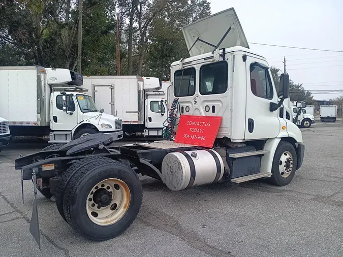 2018 FREIGHTLINER/MERCEDES CASCADIA 113