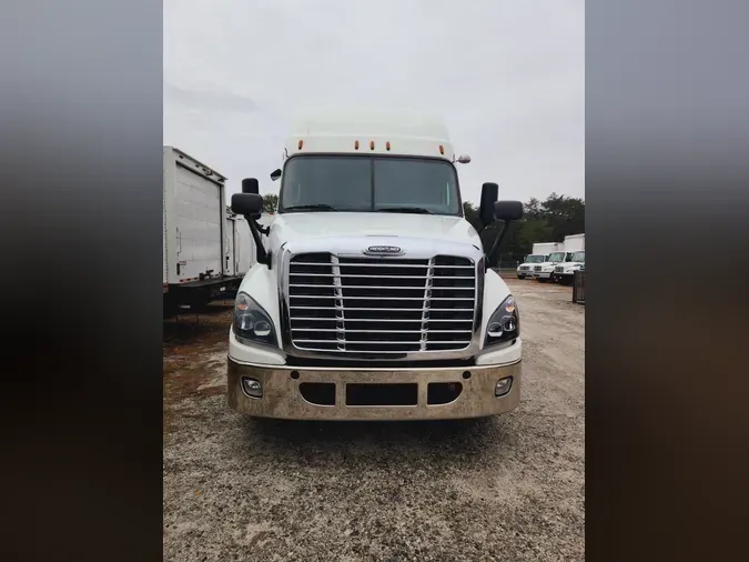 2017 FREIGHTLINER/MERCEDES CASCADIA 125