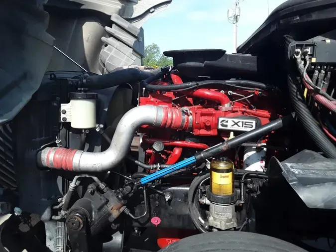 2020 NAVISTAR INTERNATIONAL LT625 DAYCAB T/A