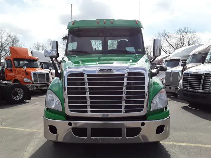 2017 FREIGHTLINER/MERCEDES CASCADIA 125