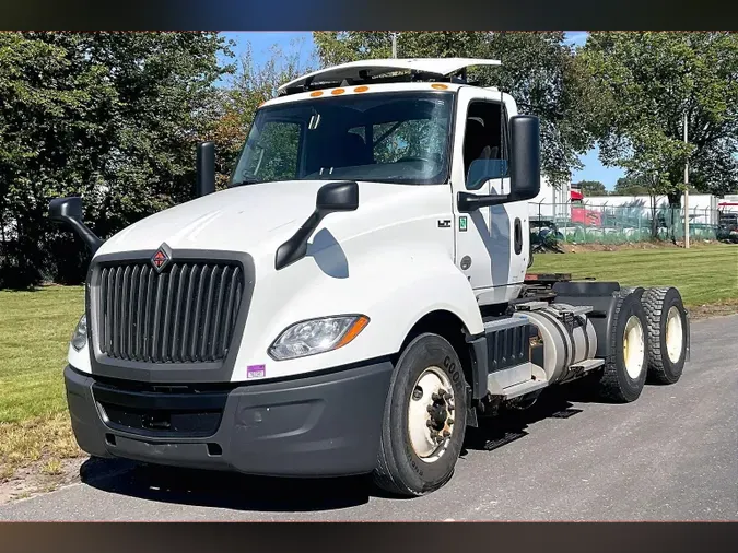 2022 INT LT625 6x4