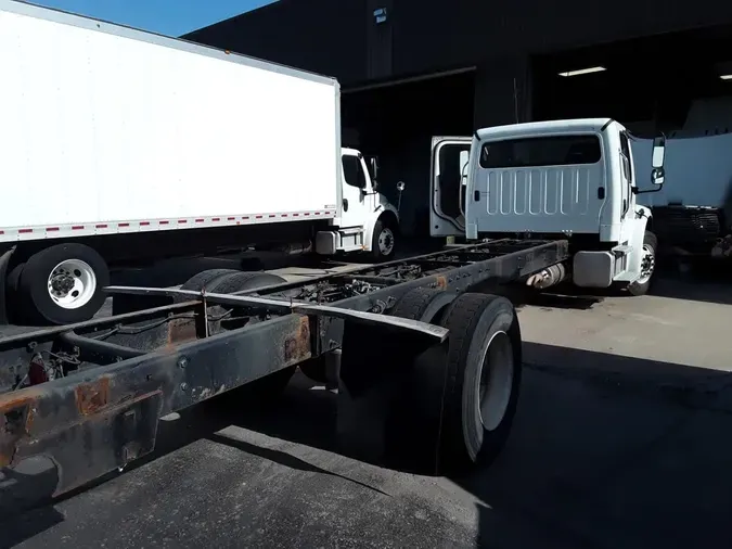 2020 FREIGHTLINER M2 106