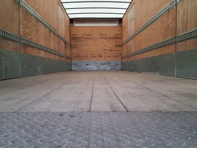 2020 FREIGHTLINER/MERCEDES M2 106
