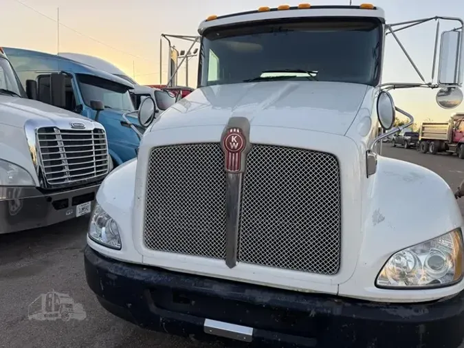 2015 KENWORTH T370de32c285b94fabf89e11e7e773011b9a