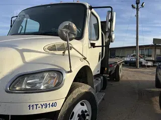 2011 FREIGHTLINER BUSINESS CLASS M2 106