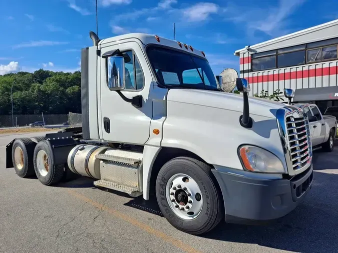 2020 FREIGHTLINER/MERCEDES CASCADIA 125de38a39391ced5271f2a4de2847ca0cc