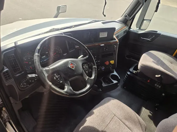 2021 International LT625