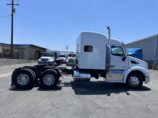 2017 Peterbilt 579