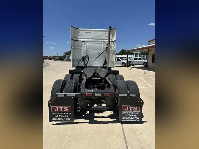 2020 VOLVO VNL64T740