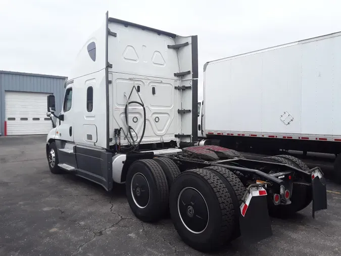 2019 FREIGHTLINER/MERCEDES CASCADIA 125