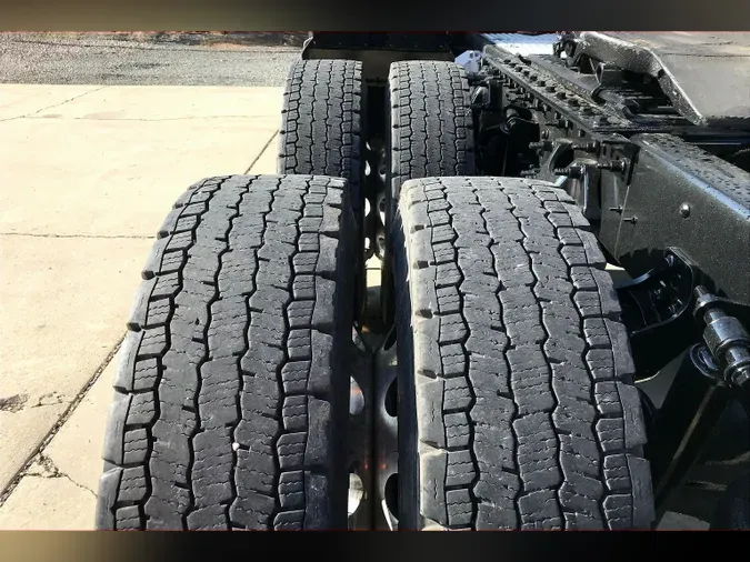 2021 INT LT625 6x4