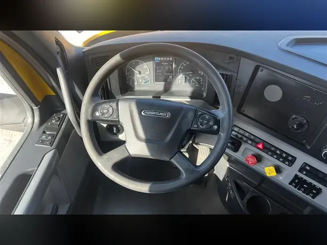 2020 FREIGHTLINER CA126