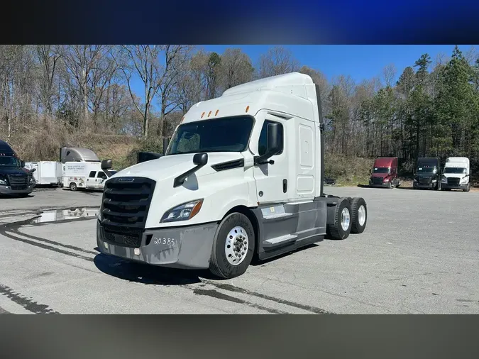 2021 Freightliner Cascadia 126