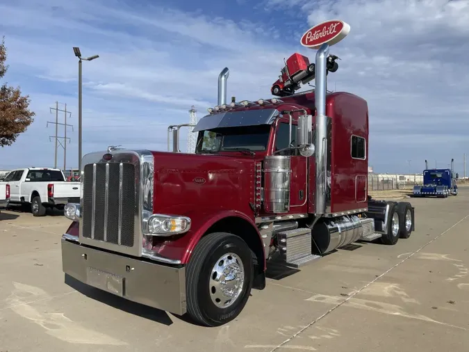 2022 Peterbilt 389de4b5d92353e57891d0812038f828cb1