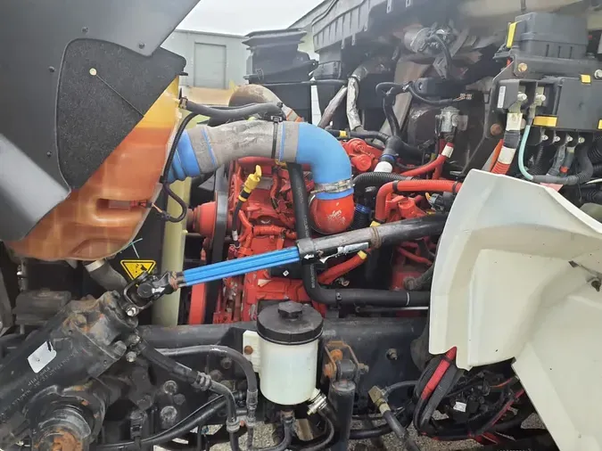 2018 NAVISTAR INTERNATIONAL 4300