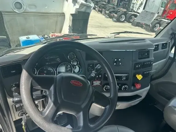 2019 Peterbilt 579