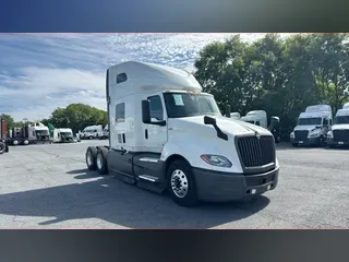 2022 International LT