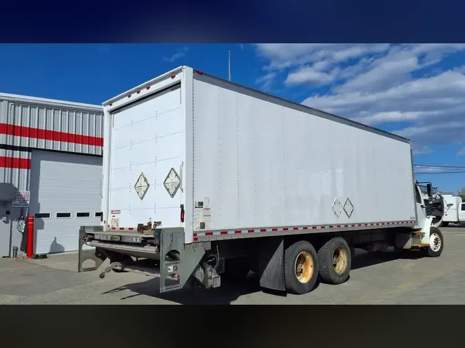 2019 FREIGHTLINER/MERCEDES M2 106