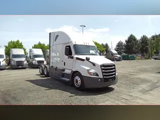 2023 Freightliner Cascadia 126
