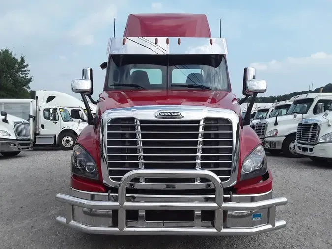 2017 FREIGHTLINER CASCADIA 125