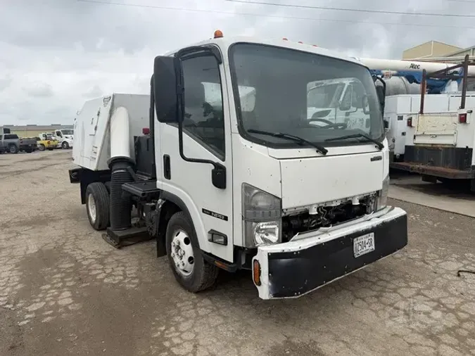 2015 ISUZU NPRde527bd5f57753a381dbffc7df95b08b