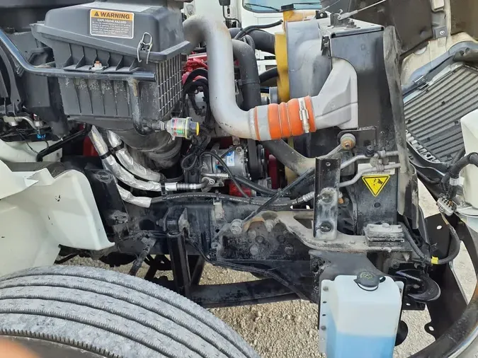 2018 NAVISTAR INTERNATIONAL 4300 LP