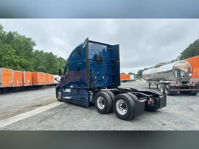 2024 Freightliner Cascadia