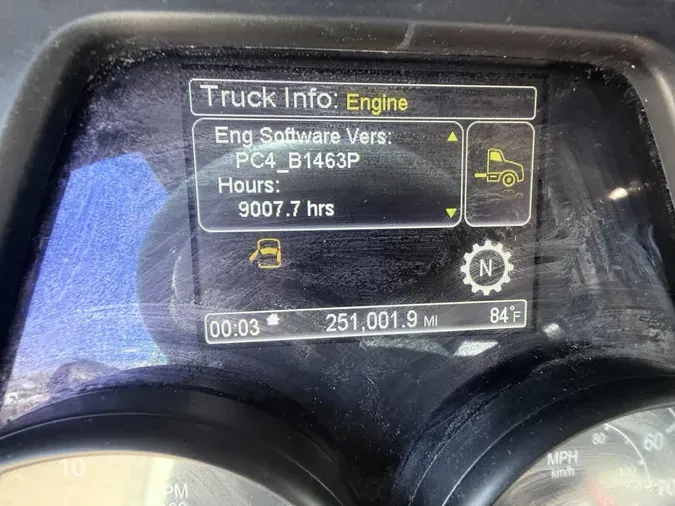 2018 Peterbilt 579de5d066b66e249acefa57bd4b4add10c