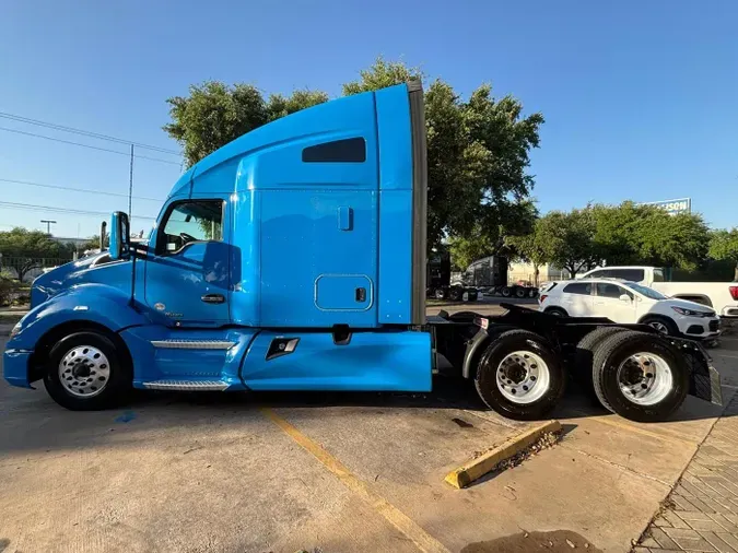 2022 Kenworth T680