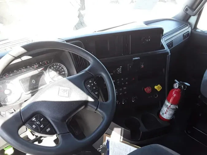 2020 NAVISTAR INTERNATIONAL LT625 SLPR CAB