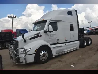 2022 PETERBILT 579