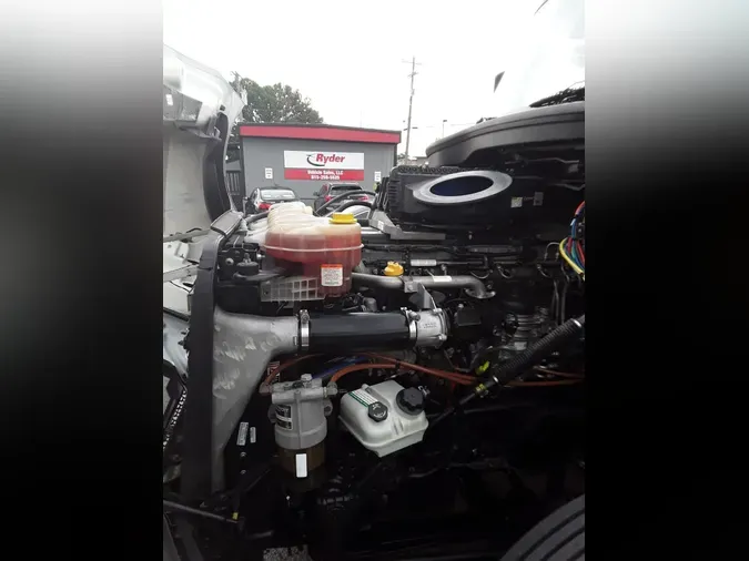 2019 FREIGHTLINER CASCADIA