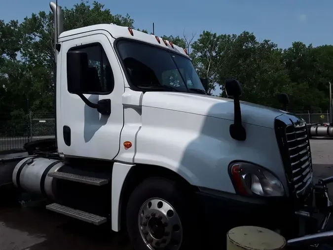 2017 FREIGHTLINER CASCADIA 125