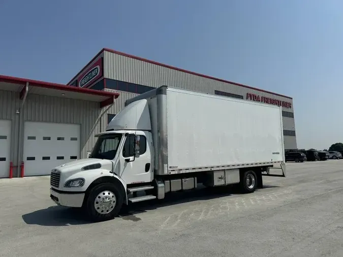 2023 Freightliner BUSINESS CLASS M2 106