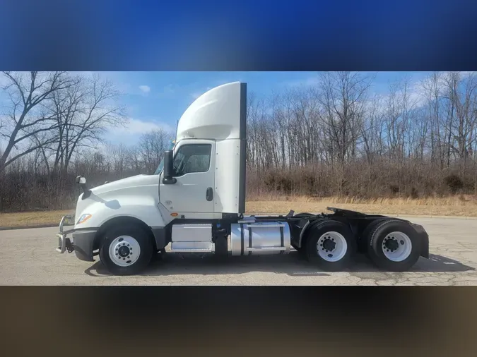 2021 International LT625de79102f3358ed9437831bc323fa5cd6