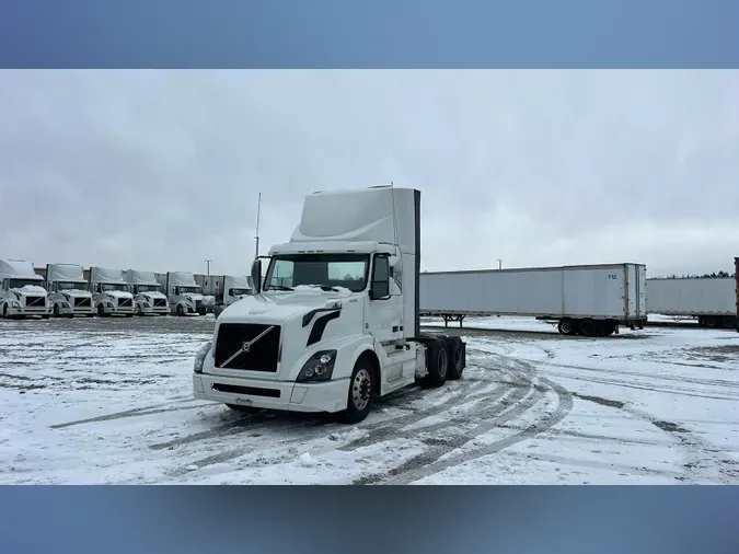 2018 Volvo VNL300