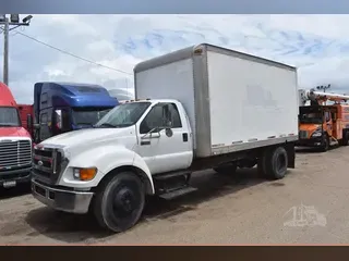 2007 FORD F750 SD