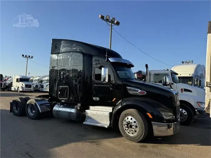 2017 PETERBILT 579