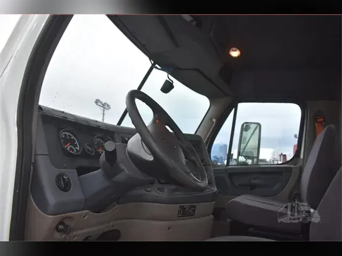 2018 FREIGHTLINER CASCADIA 113