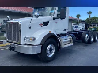 2025 Peterbilt 567