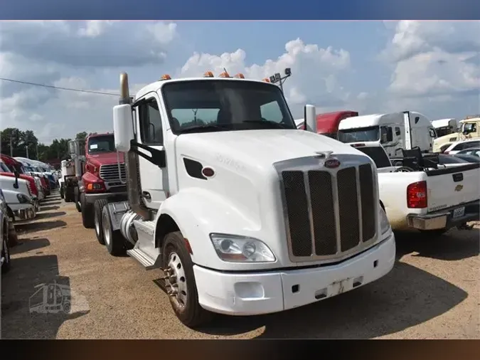 2015 PETERBILT 579de8a11a805d7df38dc33d4266aac7541