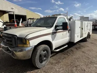1999 FORD F550 SD